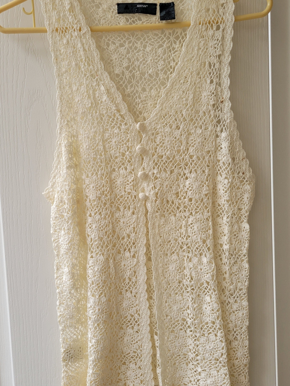 Liz Claiborne Cream Crochet Sleeveless Tunic